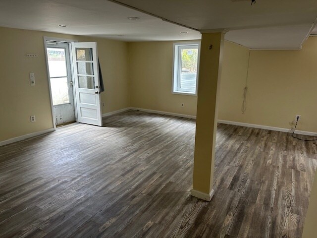 Building Photo - 5809 Seminole St