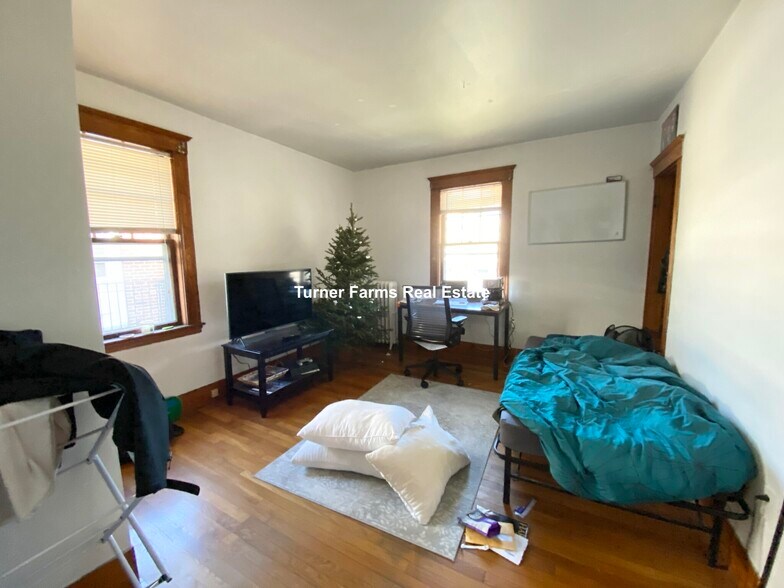 Building Photo - 230 S Huntington Ave