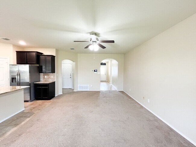 Building Photo - Available NOW!! Beautiful 1 story, 3 bedro...