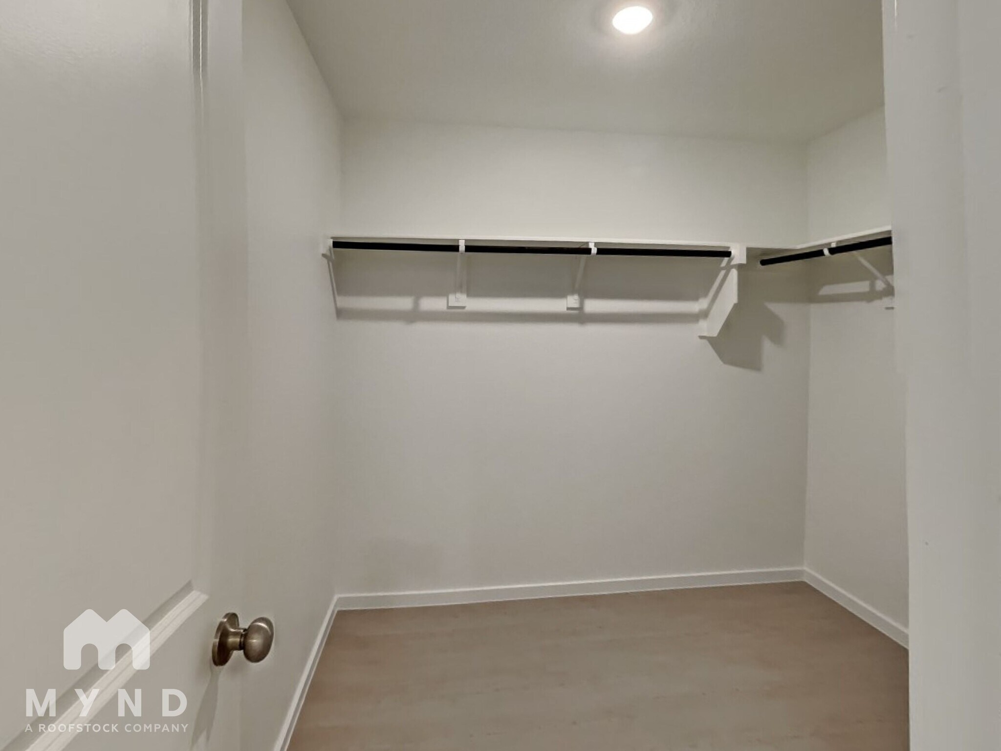 Building Photo - 2745 Ctr Crk Ln