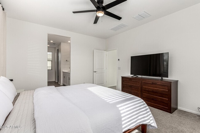 Building Photo - 13244 N 146th Ln