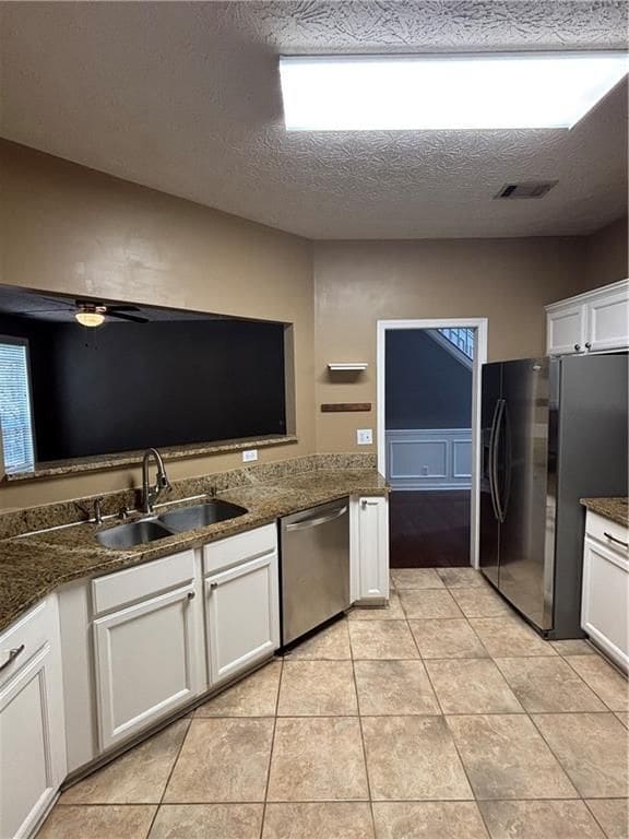 Building Photo - 235 Cadence Ct