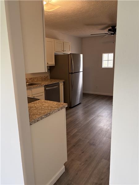 Building Photo - 1930 Independence Rd