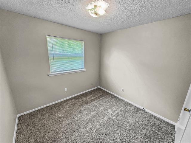 Building Photo - 309 Quail Creek Dr