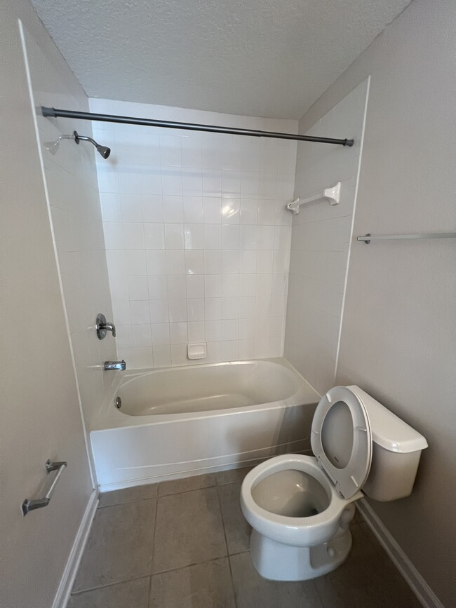 Primary Bathroom - 5906 Brice Ct