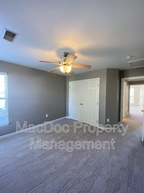 Building Photo - 5619 Joshua Tree Cir