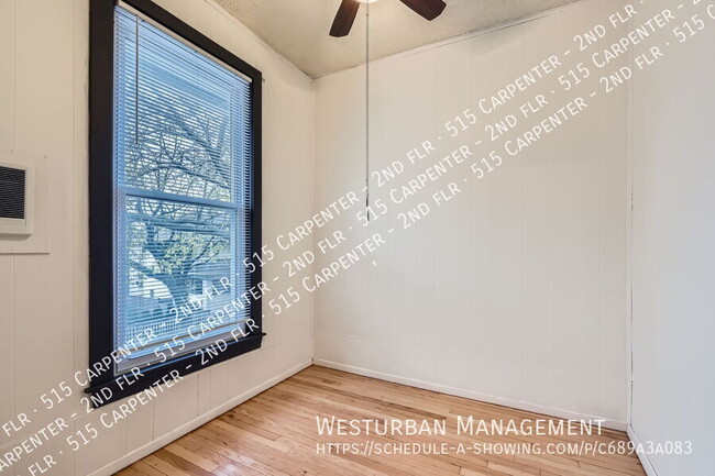 Building Photo - Convenient Central Oak Park!