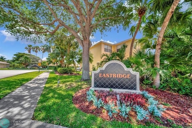 Building Photo - 4036 Eastridge Cir