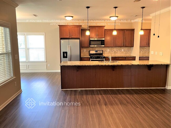 Building Photo - 2706 Impatien Drive