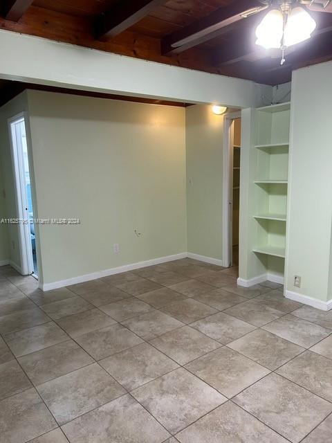 Building Photo - 5810 Hope St