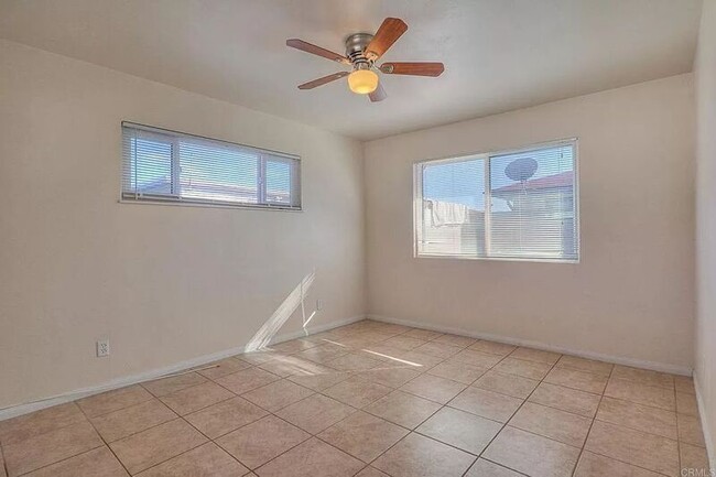 Building Photo - 207 Del Mar Ave