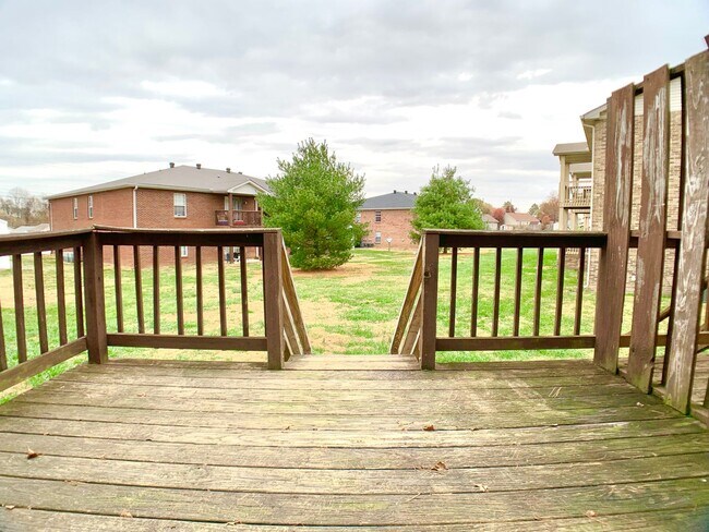 Building Photo - 329 Audrea Ln