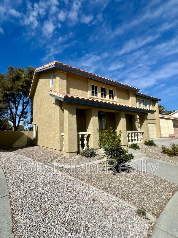Building Photo - 275 Adorno Dr