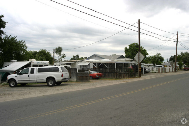 Building Photo - Terrace Trailer Park