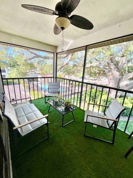 Building Photo - 2840 W Rainbow Cir