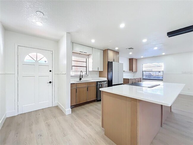 Building Photo - 3463 Arnel Dr