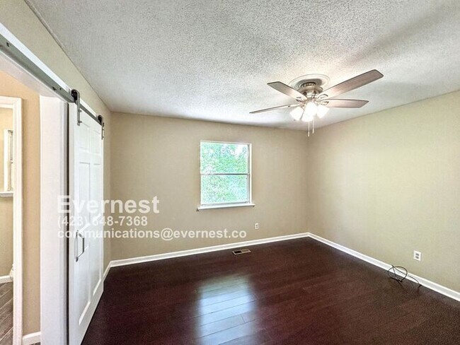 Building Photo - 3-Bedroom, 2-Bathroom Home with Basement a...