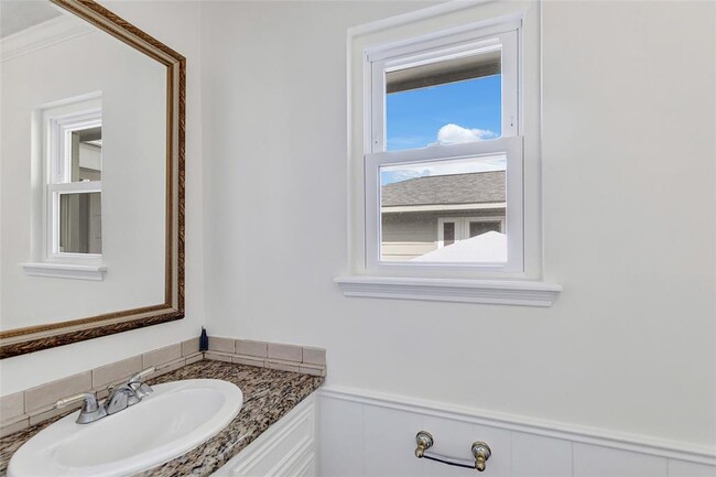 Building Photo - 7703 Pine Cup Dr