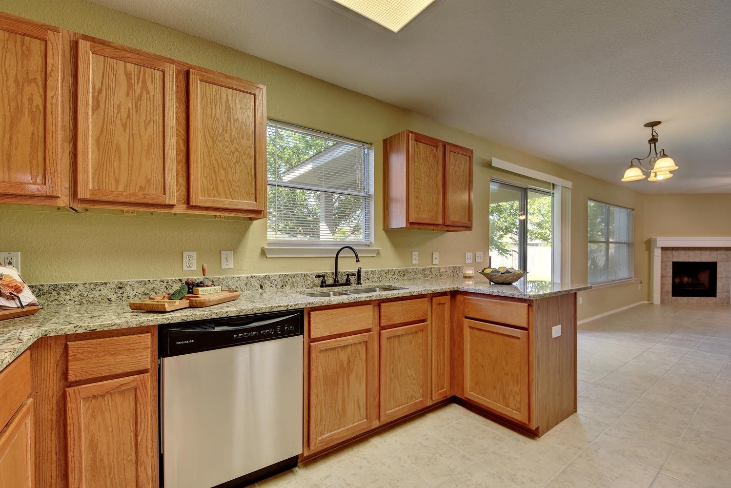 Building Photo - 104 Keaton Cove