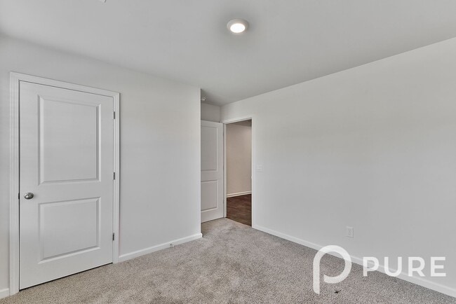 Building Photo - 173 Rippling Wy