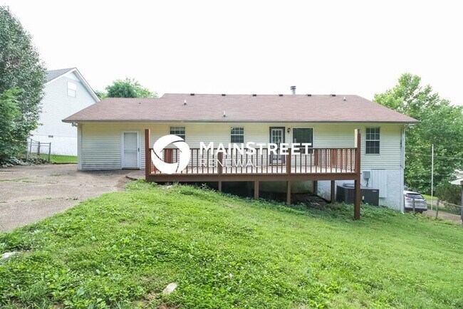 Building Photo - 3 Bedroom Pet-Friendly Home in Nashville, ...