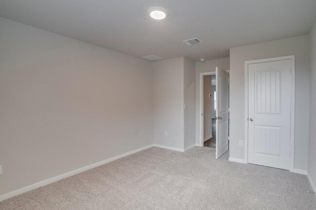 Building Photo - 1007 Coolridge Ct