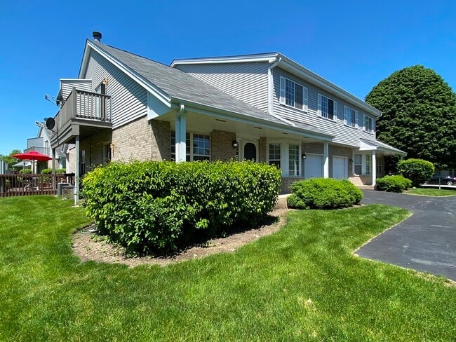 Building Photo - 3503 Willowview Ct