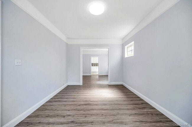 Building Photo - 61 James St
