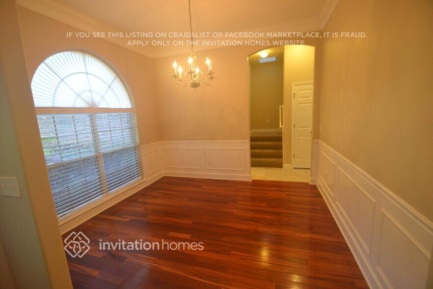 Building Photo - 9248 Starpass Dr