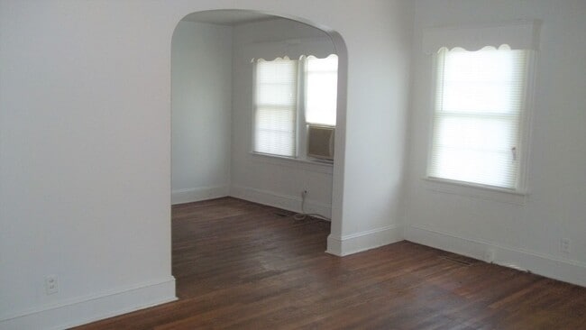 Building Photo - 206 Hudson St