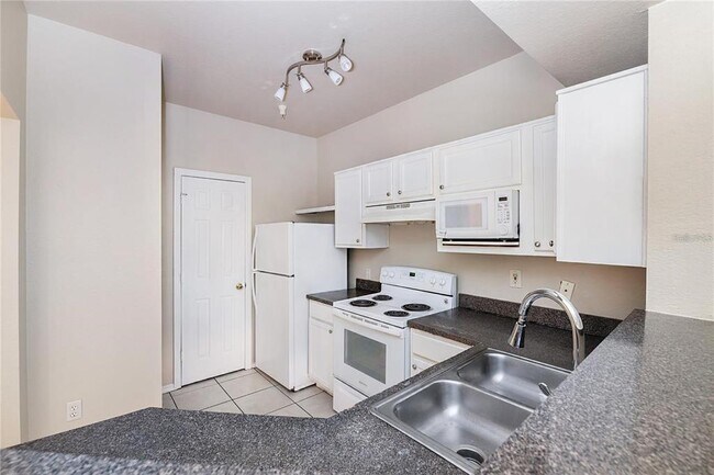 Building Photo - 5550 Pga Blvd