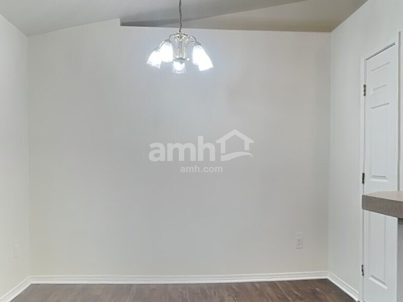 Building Photo - 3910 Winston St