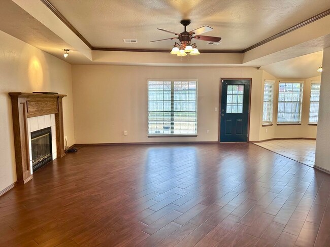 Building Photo - 1128 SW 128th St