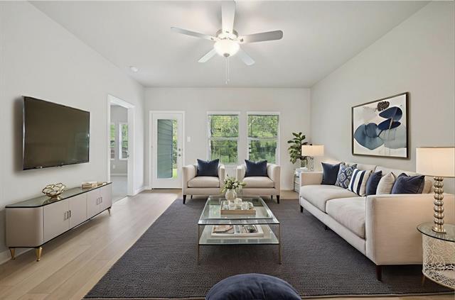 Building Photo - 518 Clover Crk Dr