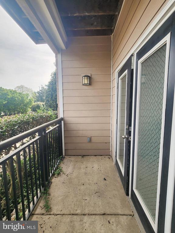 Building Photo - 501 Hungerford Dr