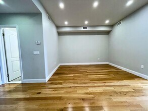 Building Photo - 255 Amboy St