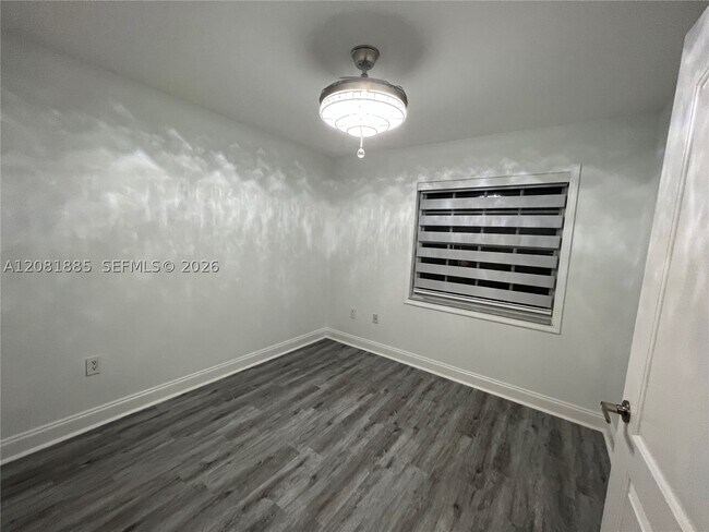 Building Photo - 14245 SW 57th Ln