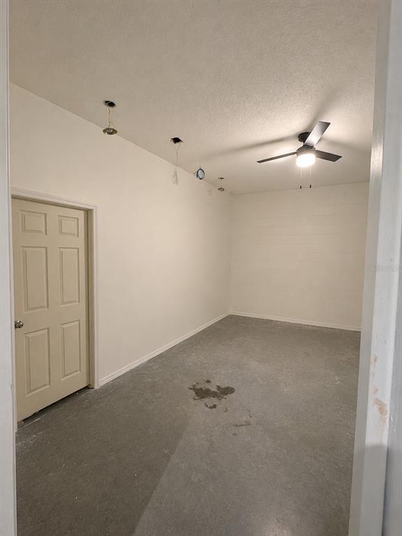 Building Photo - 2440 Varenna Loop