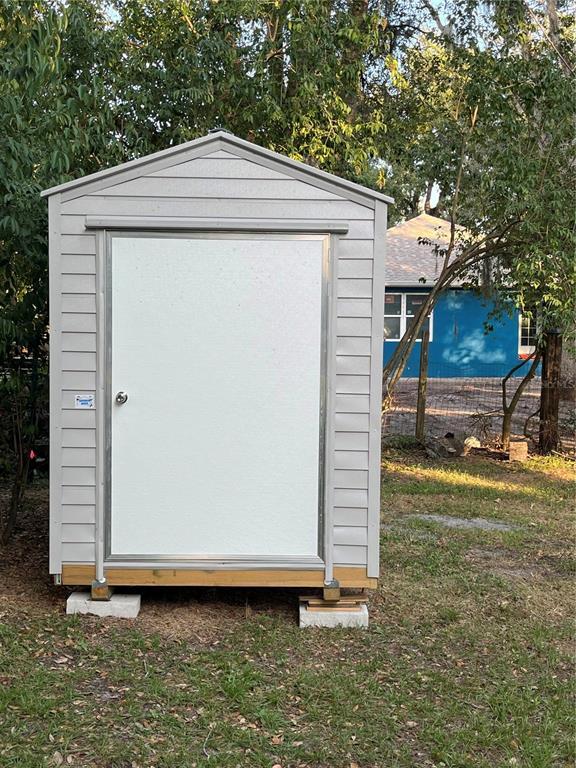 Building Photo - 14 S Forest St