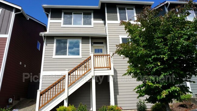 Building Photo - 2537 Filbert Ave