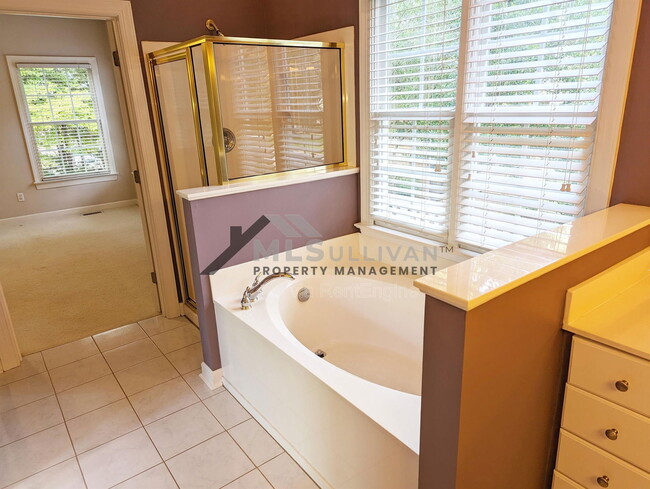 Building Photo - 109 Wakehurst Dr