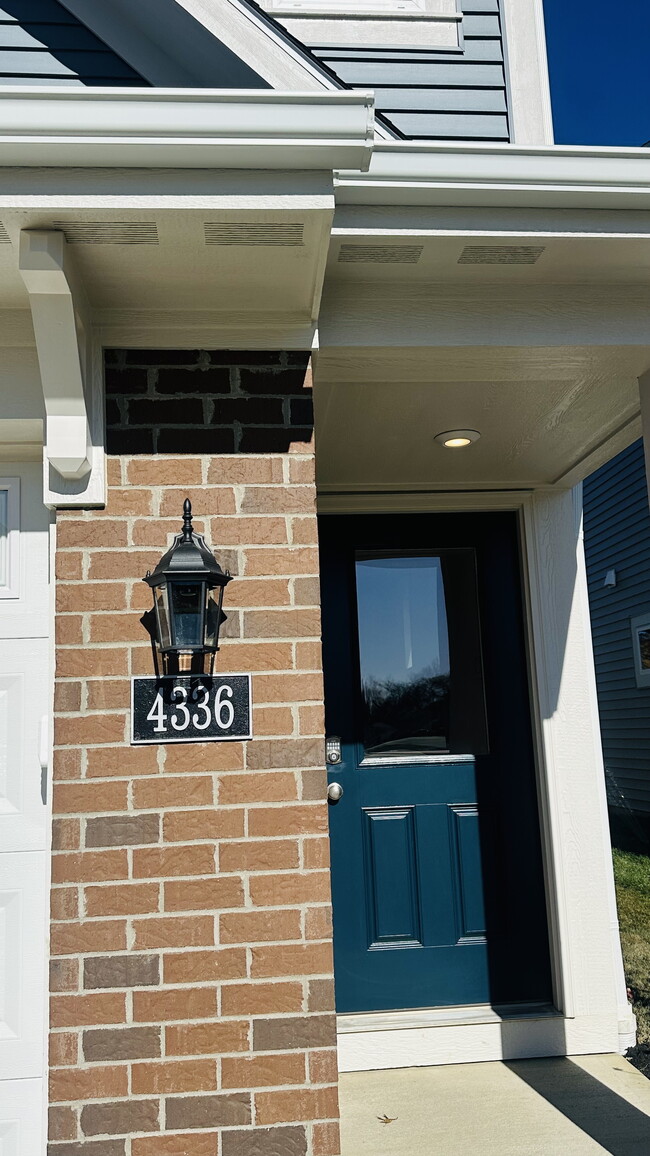 Building Photo - 4336 Motivation Path