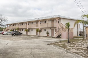 Building Photo - WAVERLY APARTMENTS