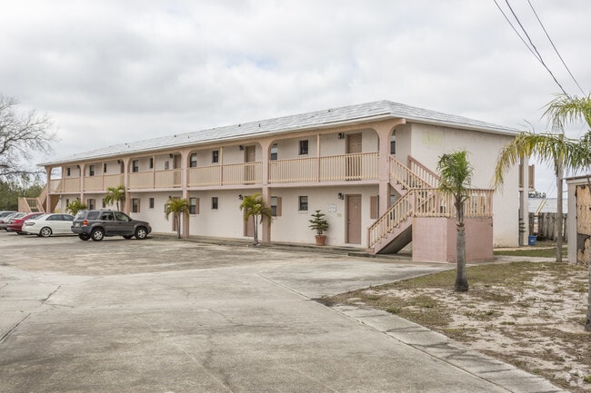 Building Photo - WAVERLY APARTMENTS