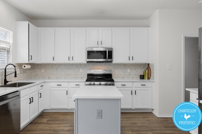 Building Photo - 5332 Seaspray Ln