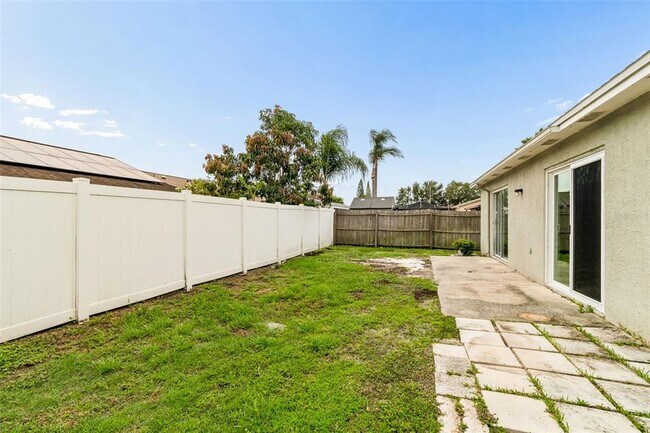 Building Photo - 10105 Sea spray Pl