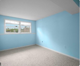 Building Photo - 907 Lake Overlook Dr
