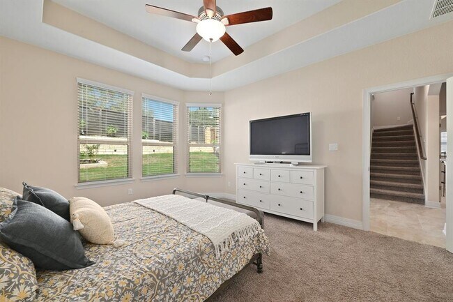 Building Photo - 6321 Llano Stage Trl