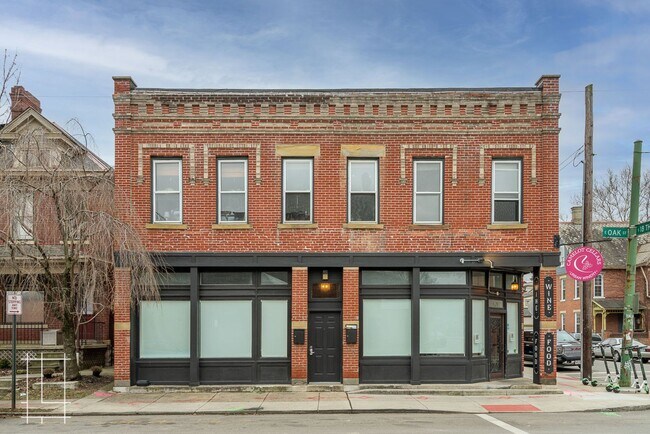 Building Photo - 903-903 Oak St
