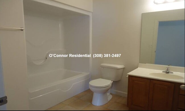 Building Photo - 2650 Brennen Ln